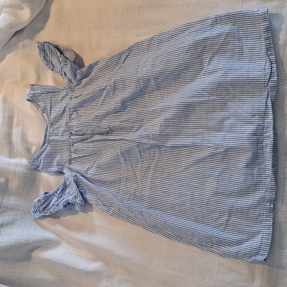 Crazy 8 girls size 5/6 cold shoulder blue & white striped dress - Picture 1 of 5